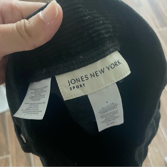 Jones New York Sport Black Corduroy Pants - Picture 4 of 4